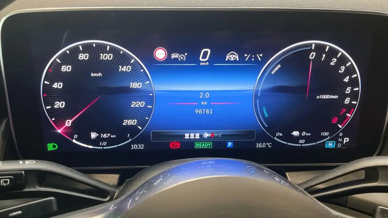 Mercedes-Benz GLC 300 e VollLeder*Distro*Kamera*LED*18*NaviTou 10