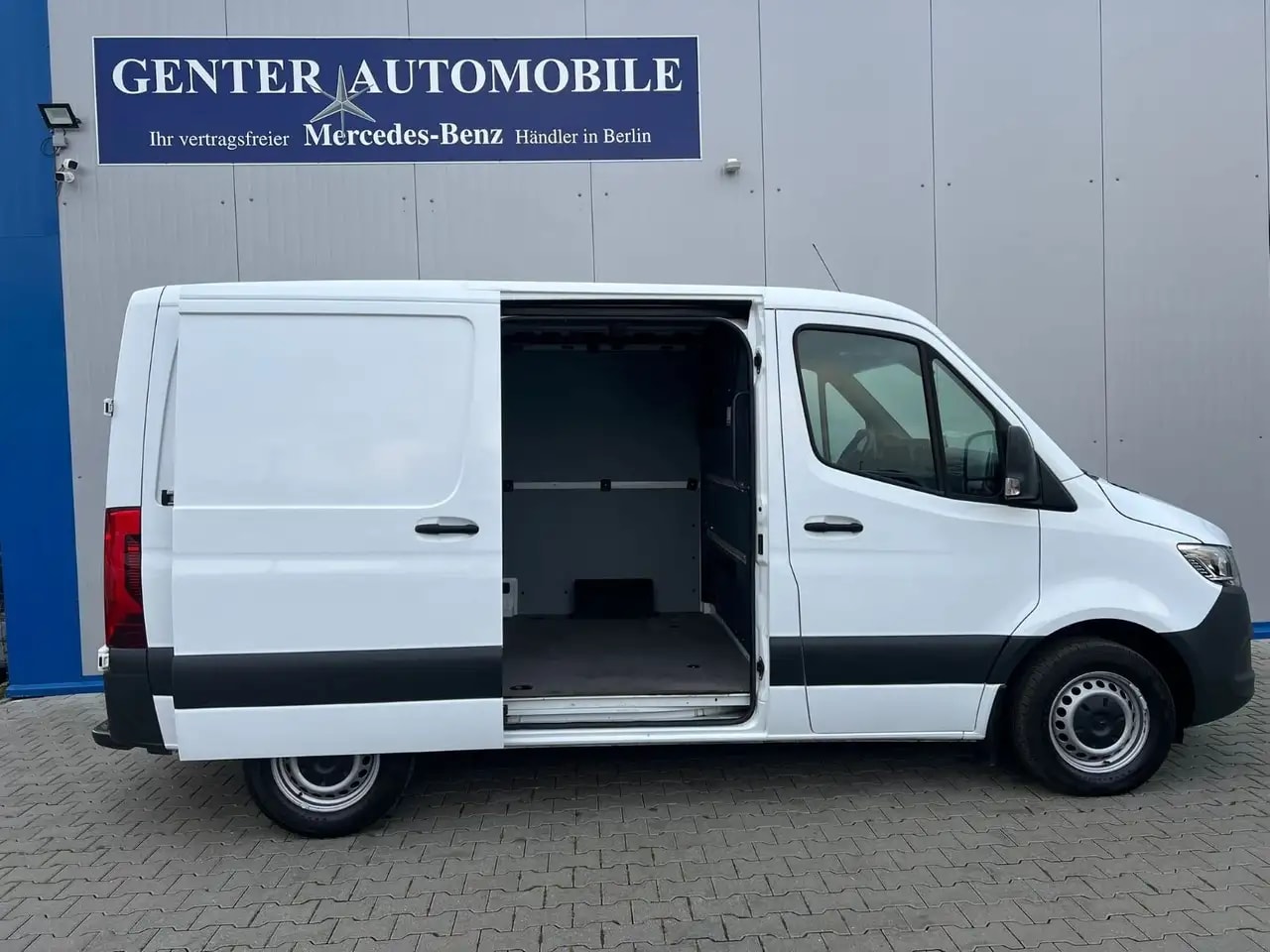 Mercedes-Benz Sprinter SPRINTER 314 9G KLIMA NAVI TOTWINKEL KAMERA LED 6