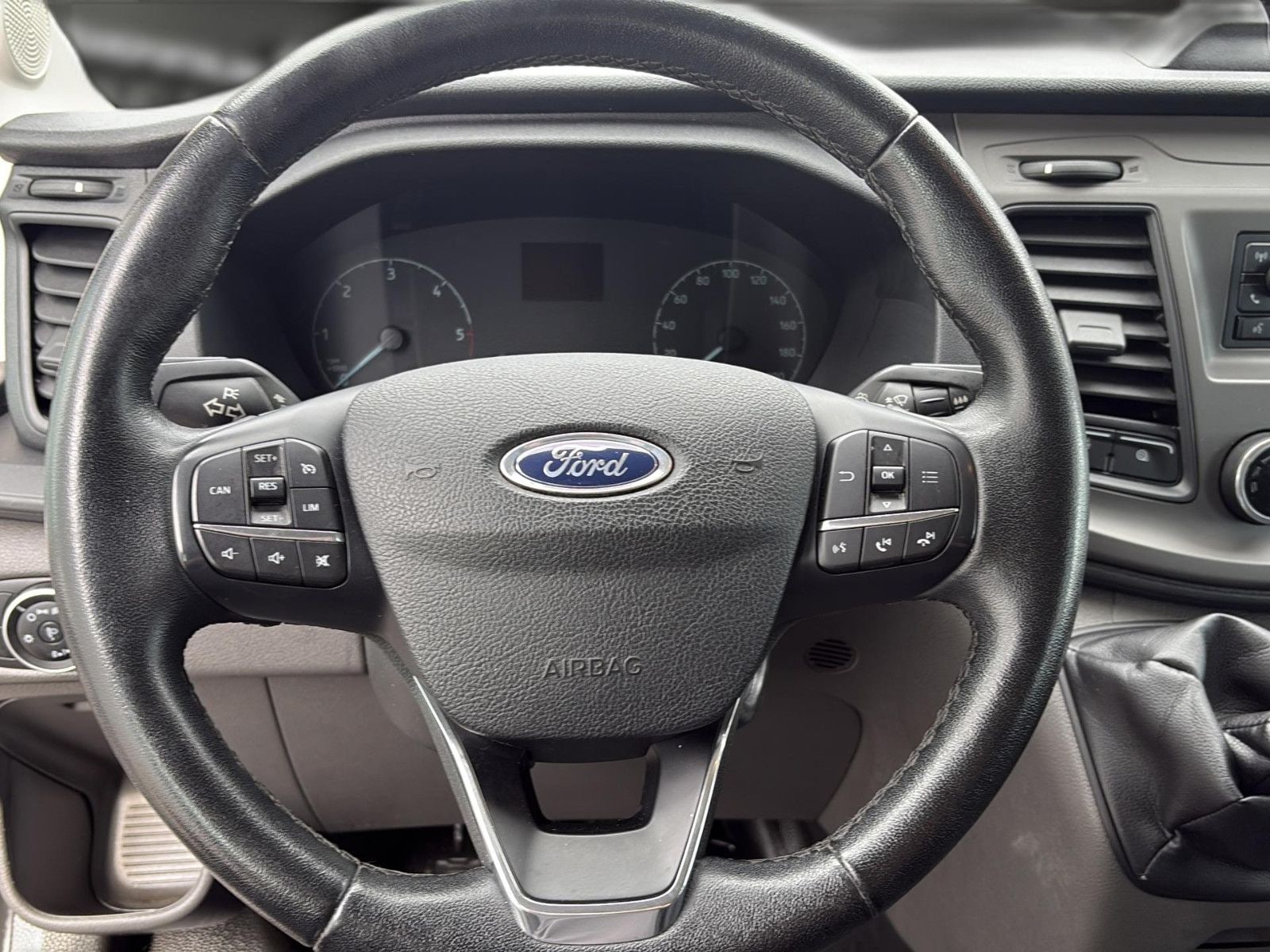 Ford Transit 310 L2 Doka Trend 7-Sitze+Klima+Tempomat 10