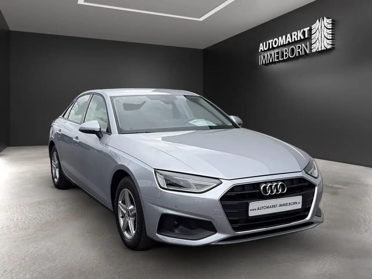Audi A4 Lim. 30 TDI LED*NaviTouch*DAB*PDC*ACC*1Hand 2