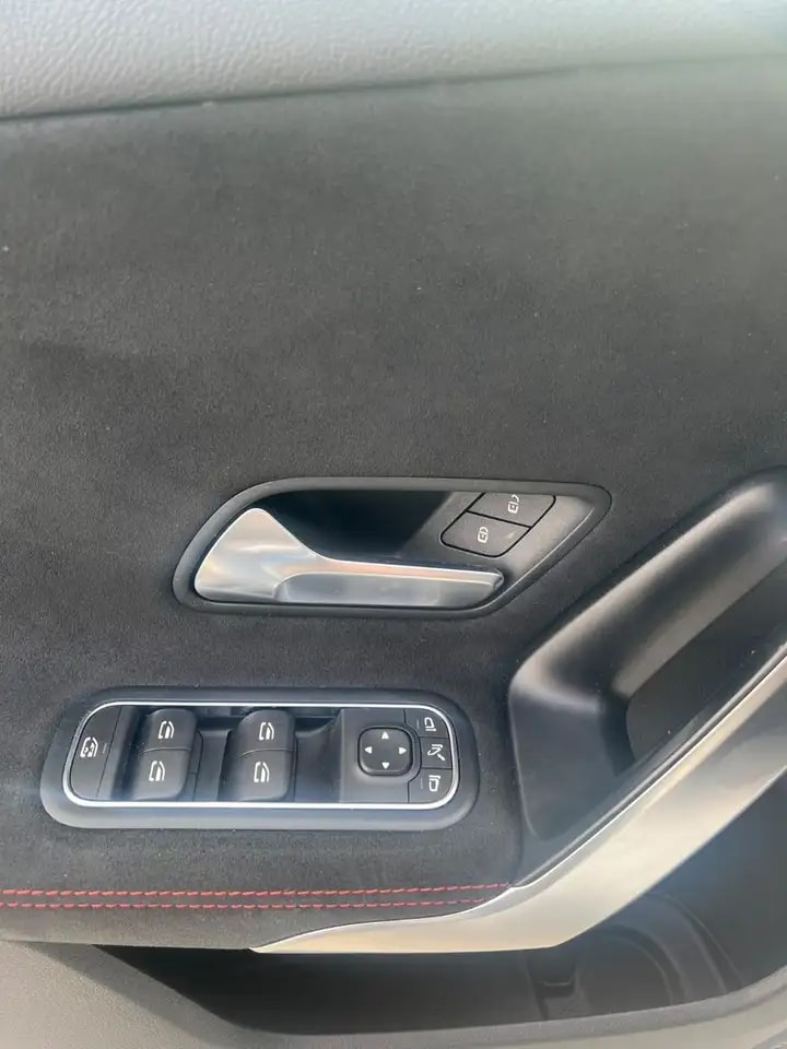 Mercedes-Benz A 180 2xAMG-LINE PANORAMA LED NAVI PARKASSISTENT 12