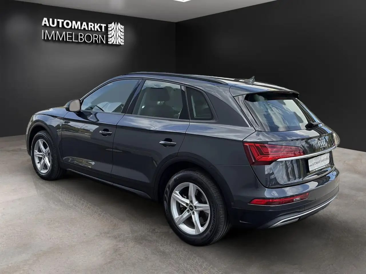 Audi Q5 35 SPORT VollLeder**Matrix*4xSHZ**18*Kamera 6