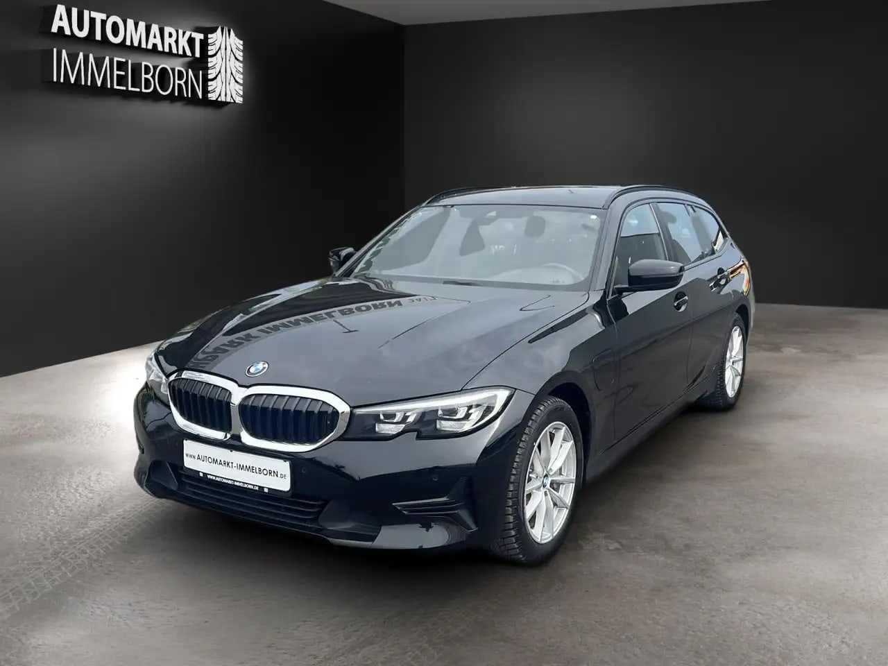 BMW 330 e Kamera*LED*Leder*Spur*LiveCockpi*H&K*Memor 3
