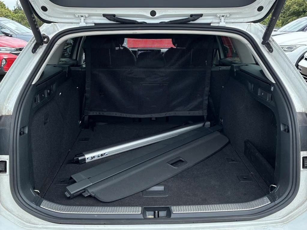 Volkswagen Passat Variant 2.0 2024 8