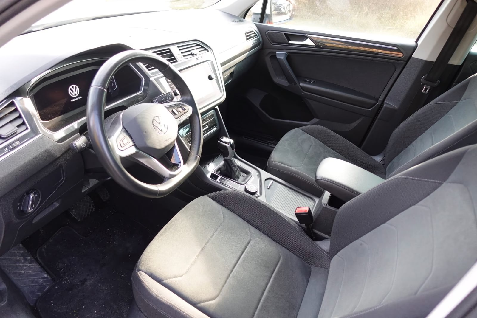 Volkswagen Tiguan 2.0 2022 10