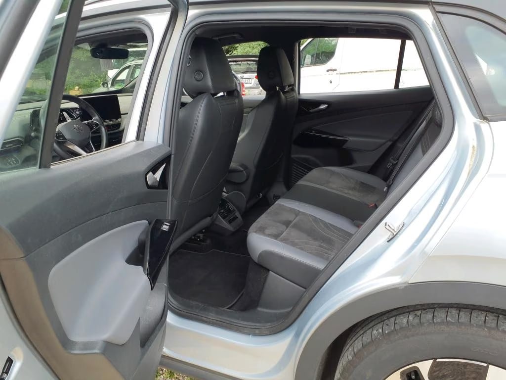 Volkswagen ID.4 2023 7