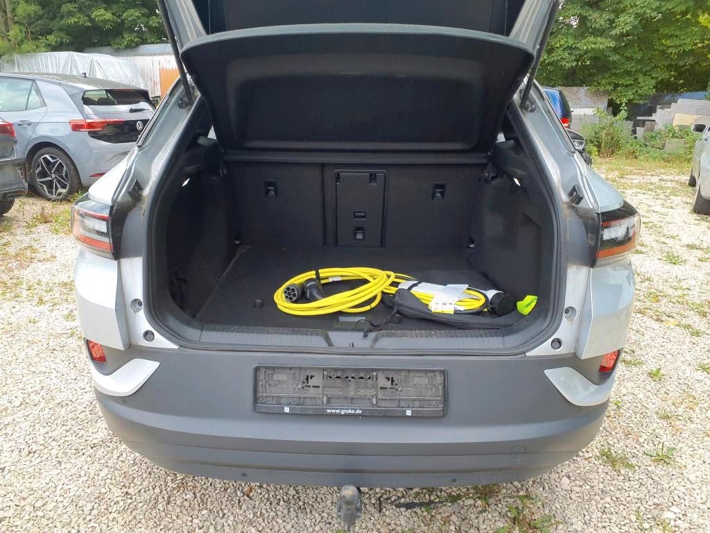 Volkswagen ID.4 2023 8