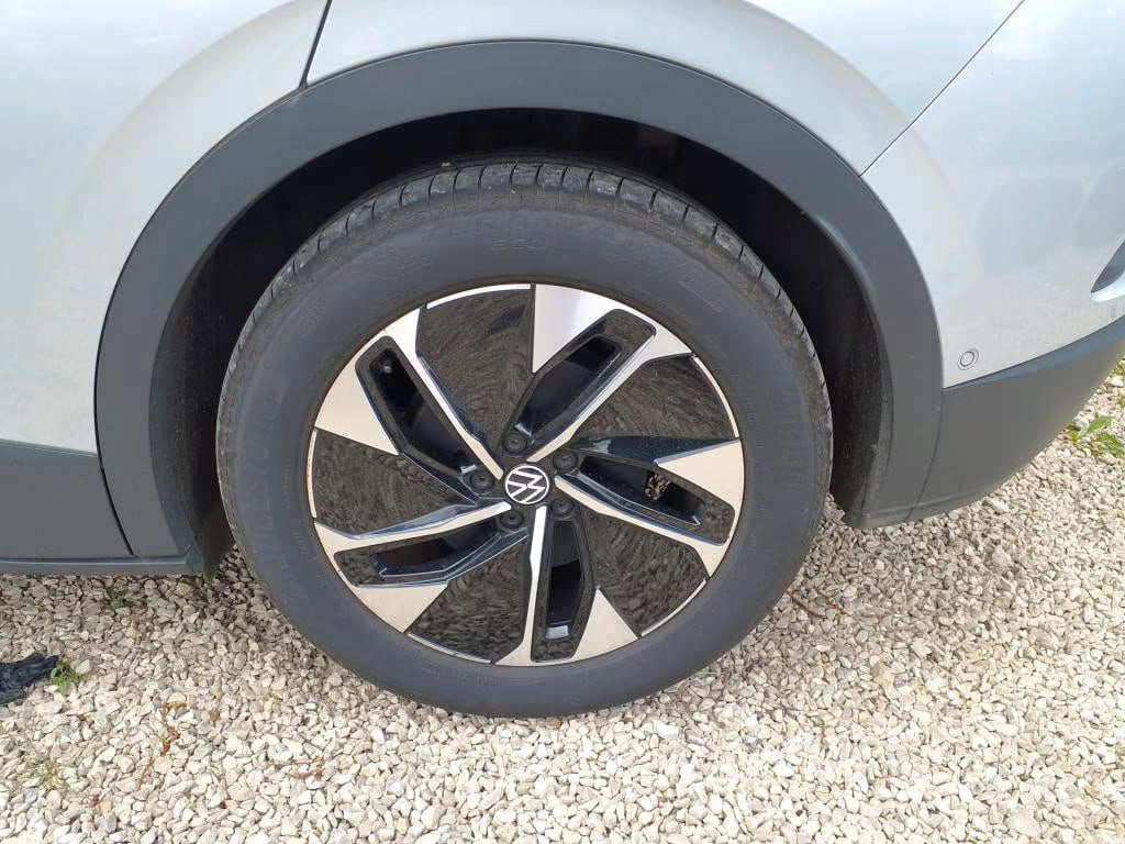 Volkswagen ID.4 2023 9