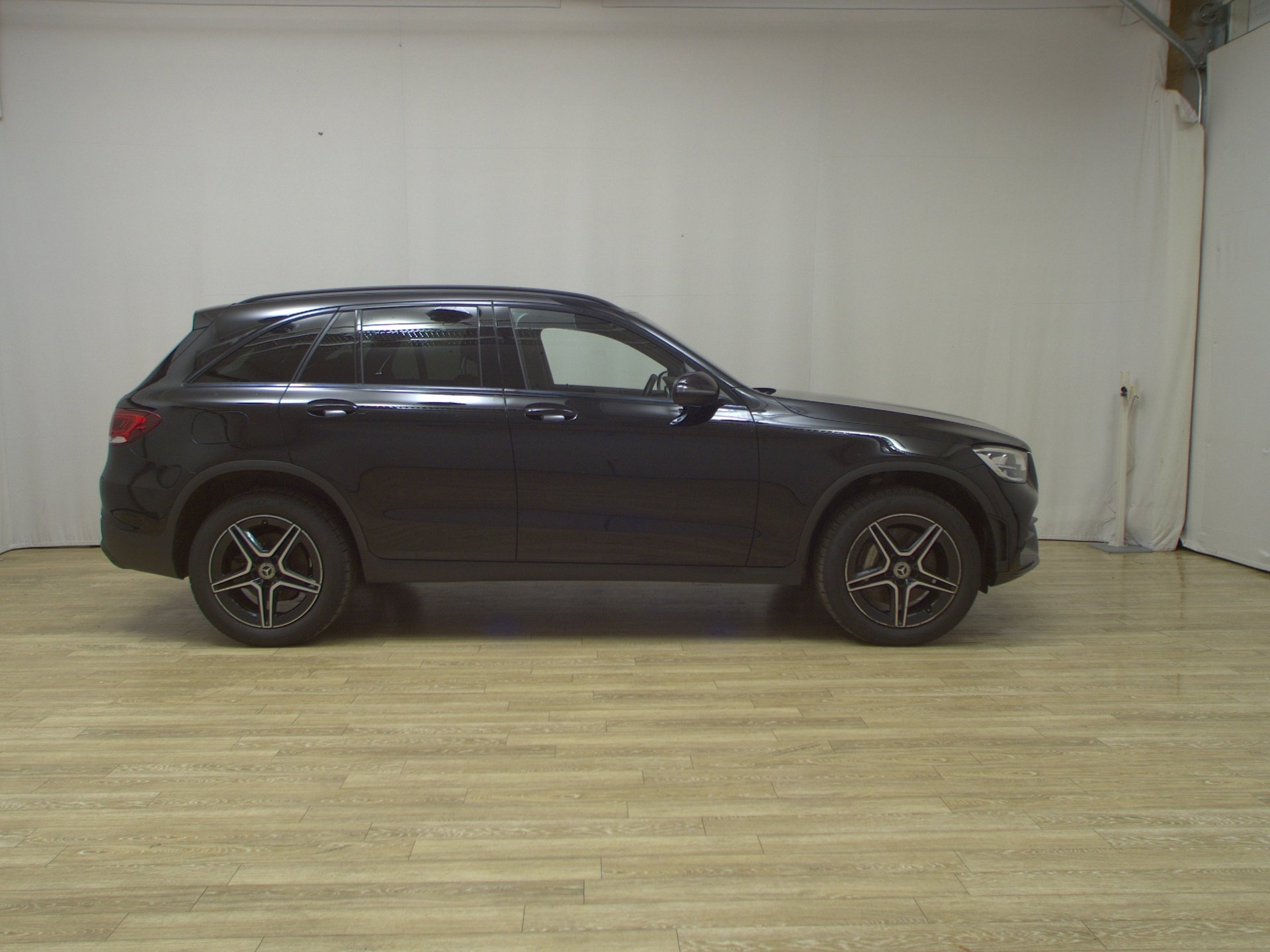 Mercedes-Benz GLC 300 de 4M AMG-Line Navi LED Night RfK AHK
