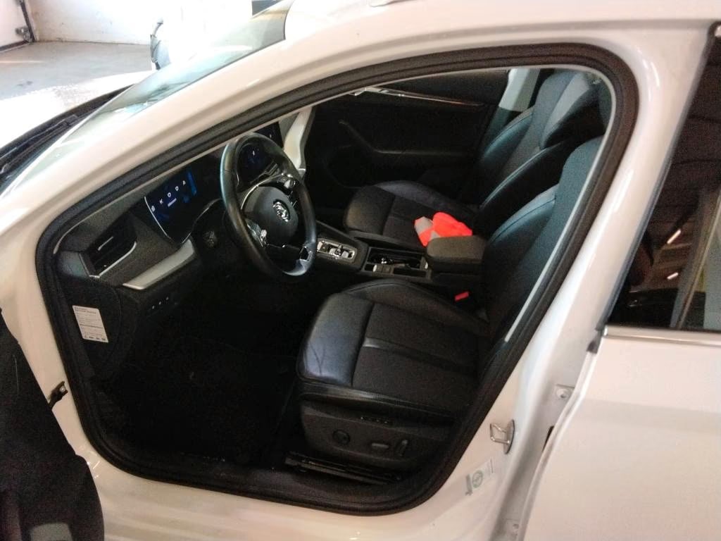 Skoda Octavia 2.0 2022 5