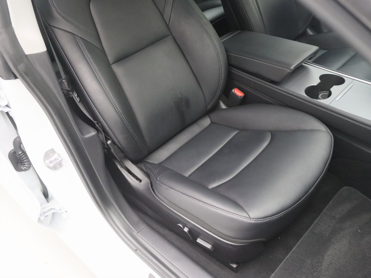 Tesla Model 3 Long-Range AWD 351pk 75 kWh FACELIFT [ WARMTEPOMP+AUTOPILOT+620KM WLTP+PREMIUM AUDIO ] 19