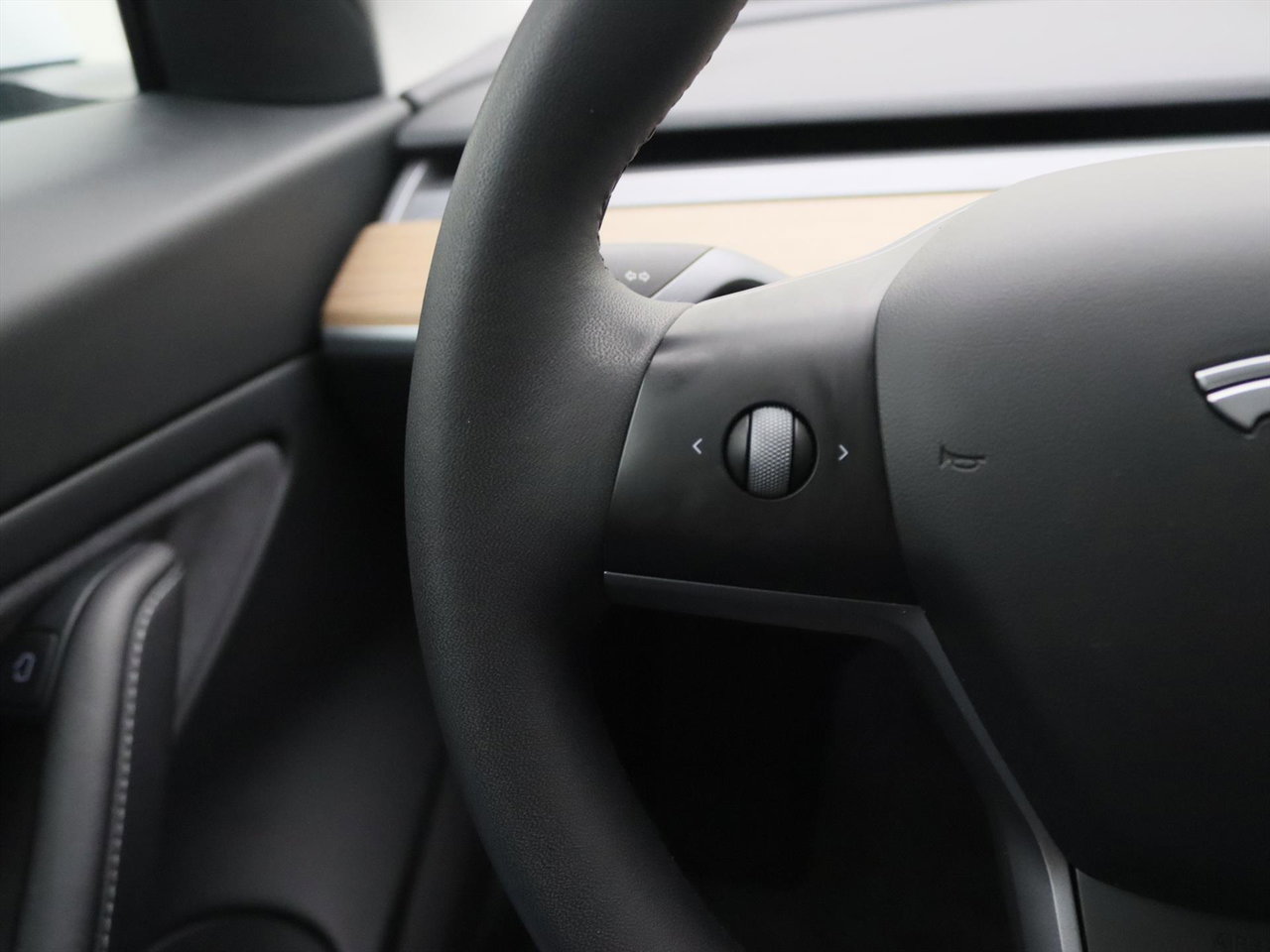 Tesla Model 3 Long-Range AWD 351pk 75 kWh FACELIFT [ WARMTEPOMP+AUTOPILOT+620KM WLTP+PREMIUM AUDIO ] 27
