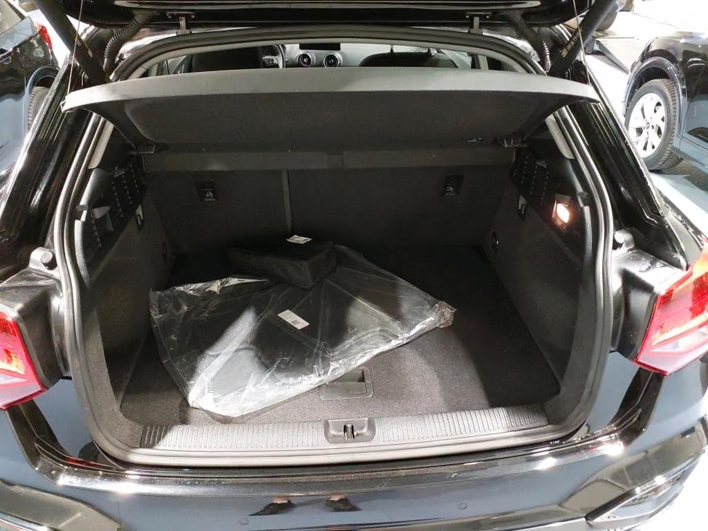 Audi Q2 1.5 2023 8