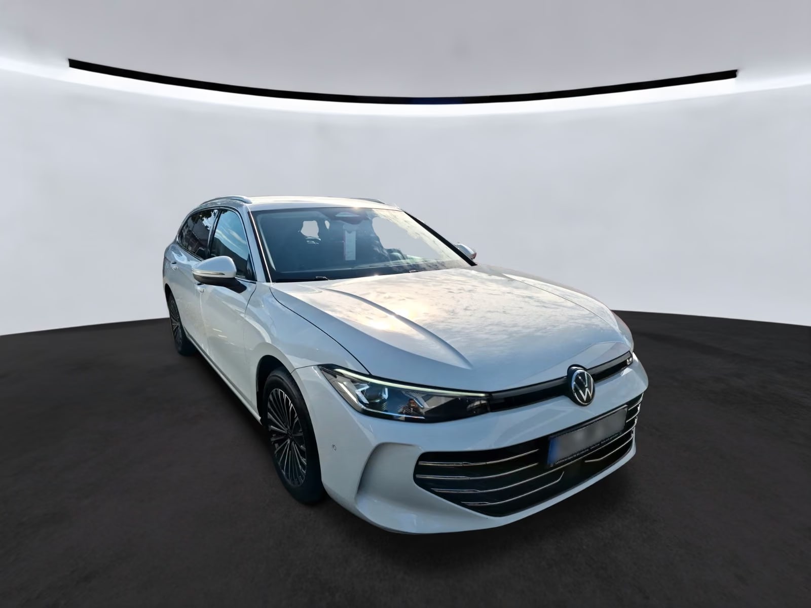 Volkswagen Passat Variant 2.0 2024 2