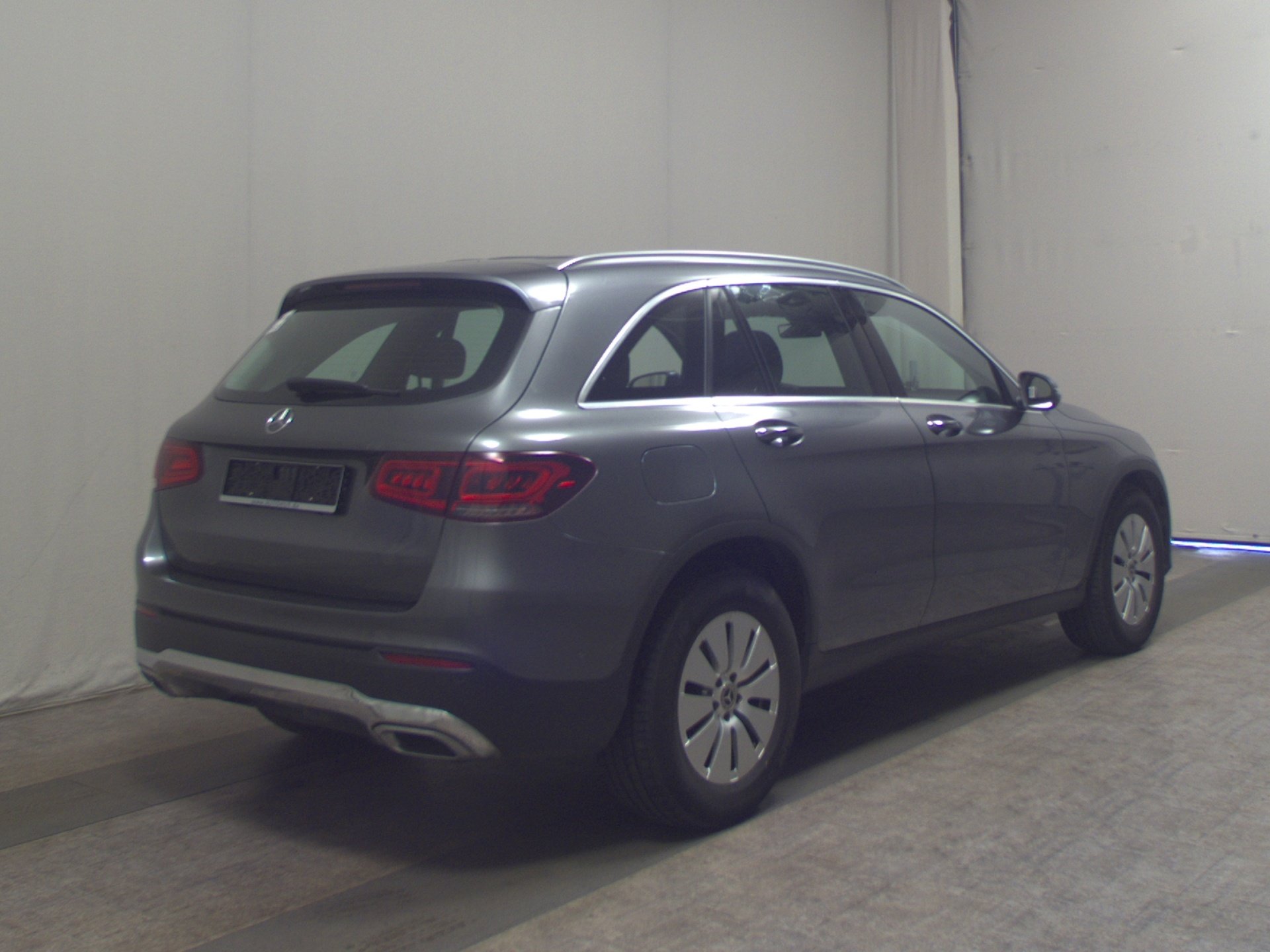 Mercedes-Benz GLC 200 d 4M Navi LED RFK AHK Keyless 4