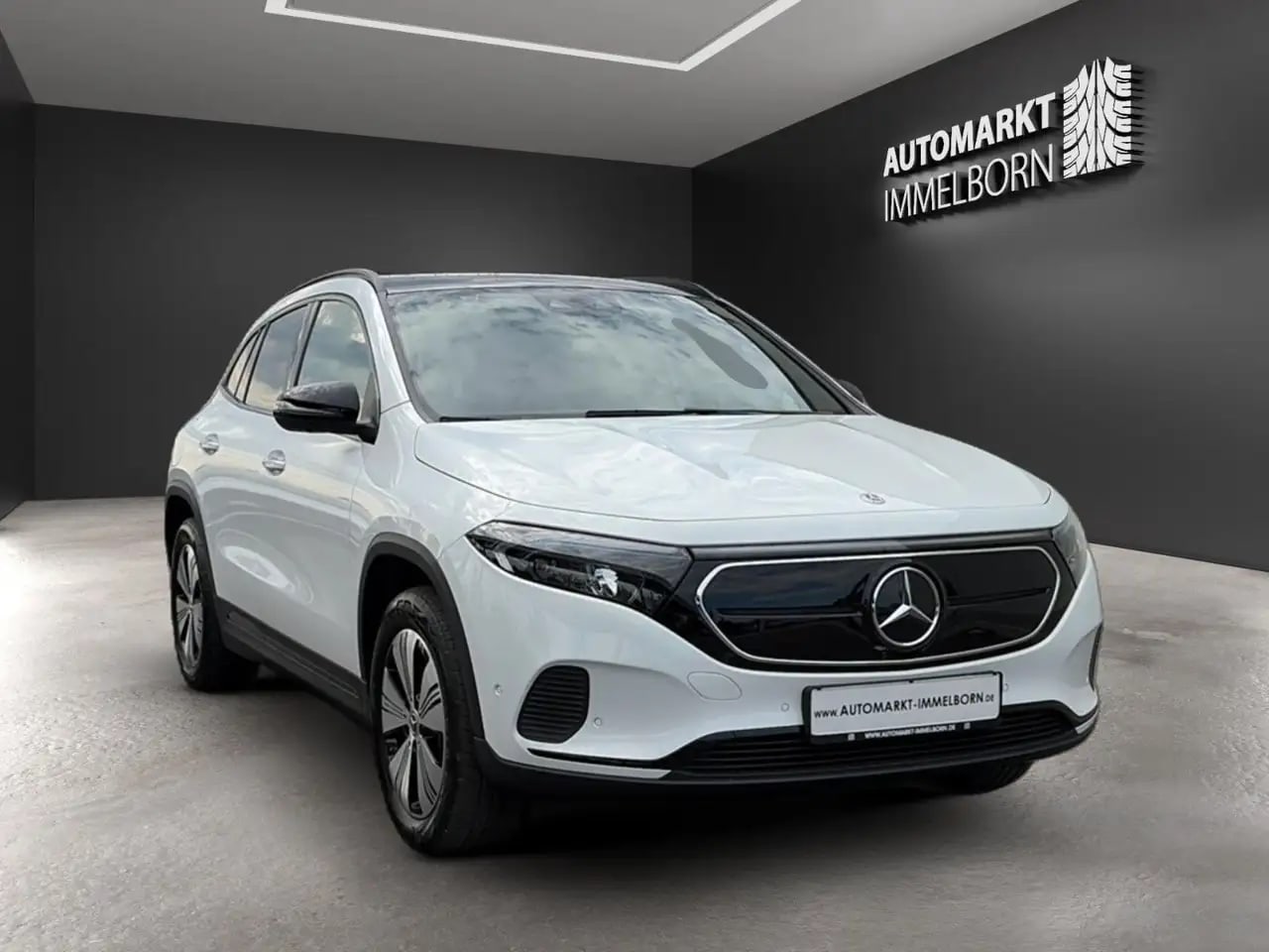 Mercedes-Benz EQA 350 4Matic SO96%*Pano*360*HUD*AHK*Night*18 2