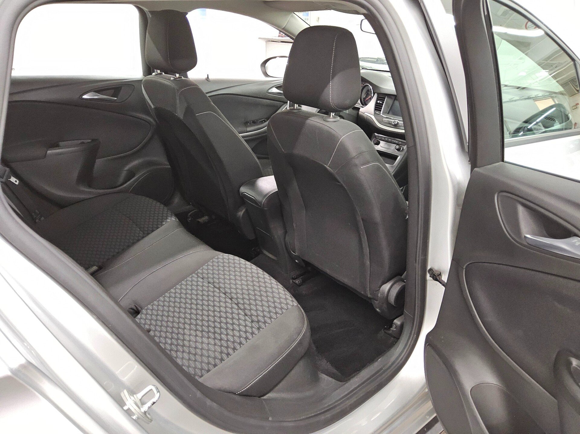 Opel Astra ST 1.5 D Navi LED PDC 13