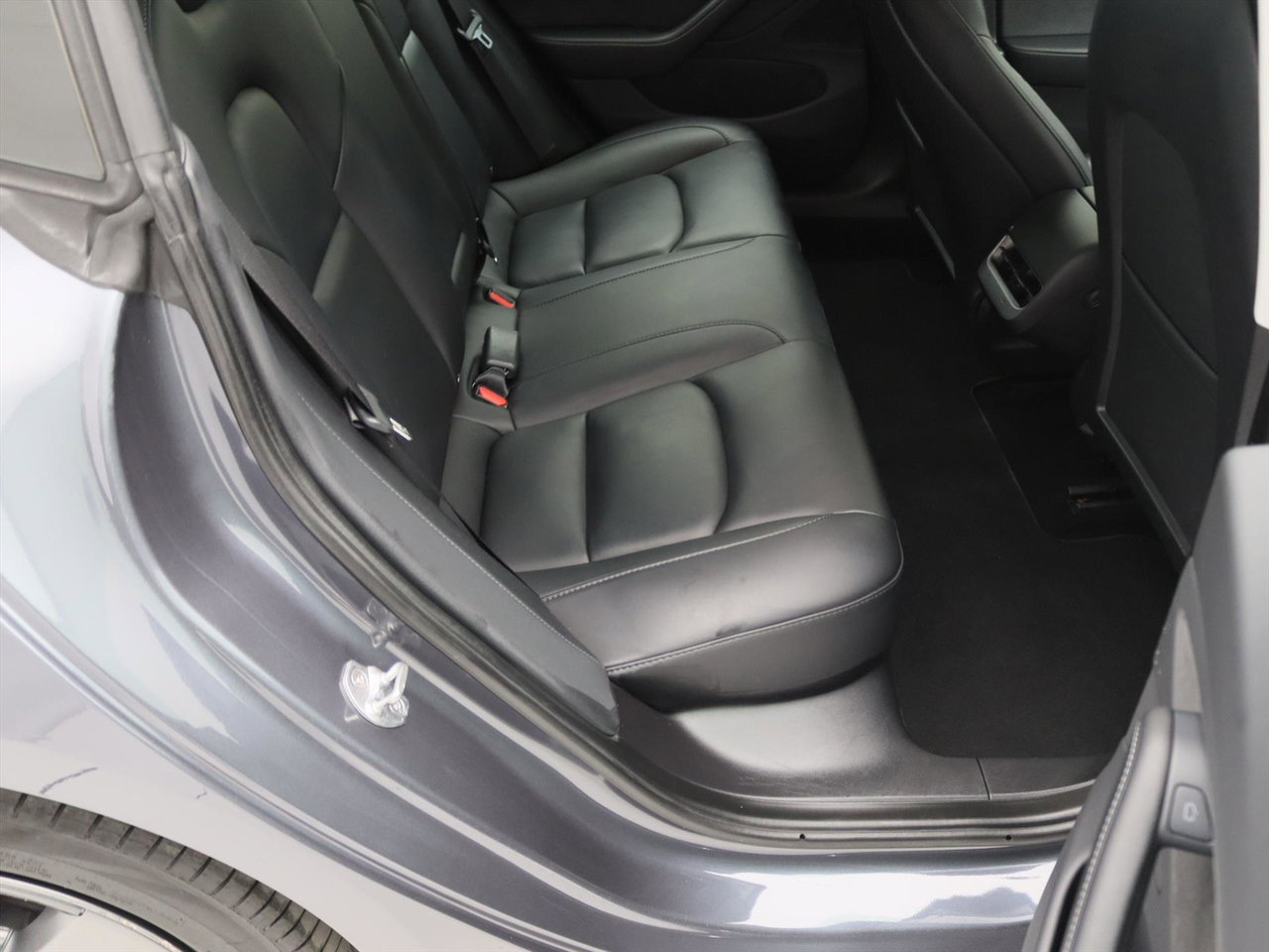 Tesla Model 3 Long-Range AWD 351pk 75 kWh [ FACELIFT+WARMTEPOMP+AUTOPILOT+620KM WLTP+PREMIUM AUDIO ] 17
