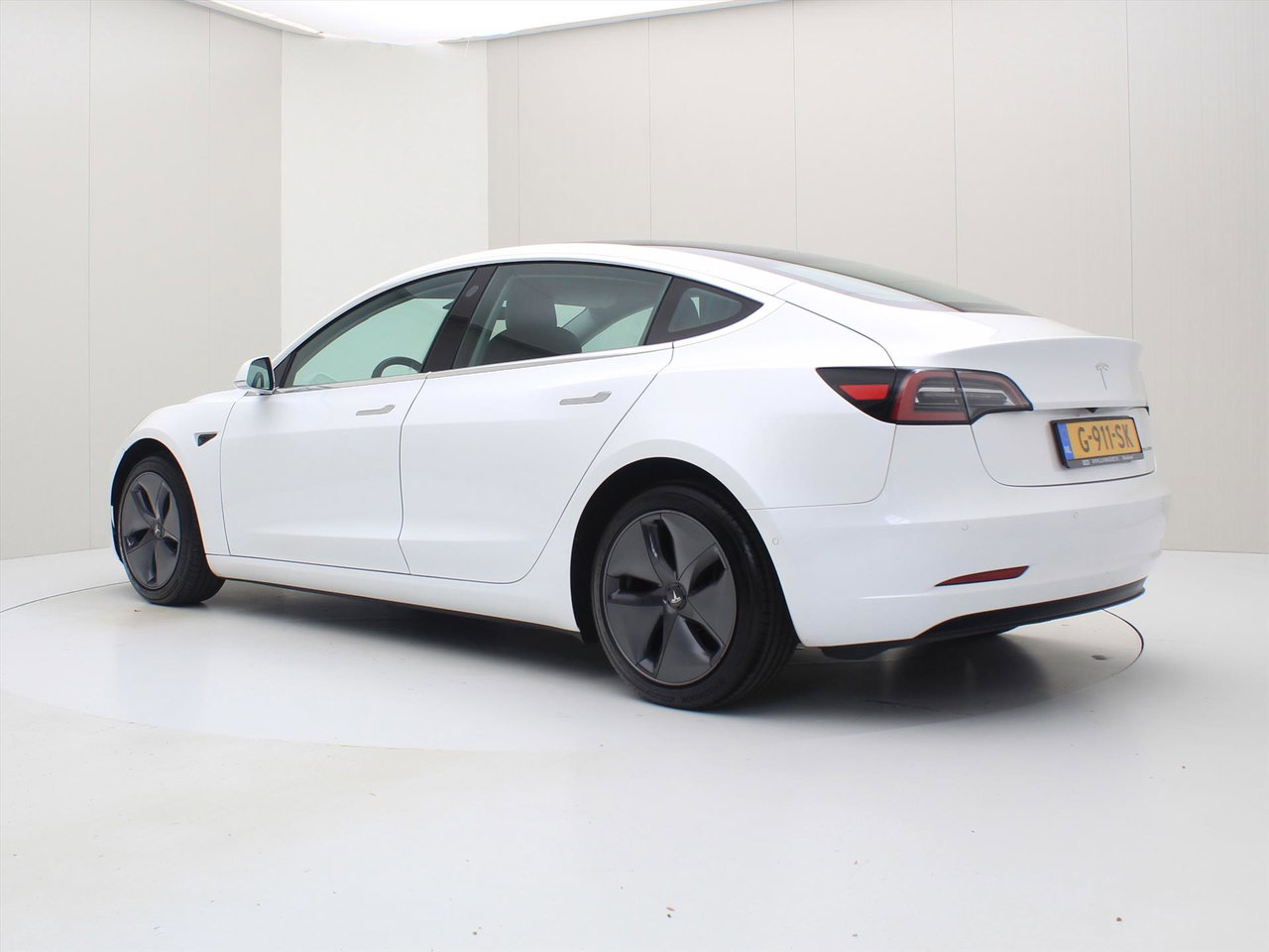 Tesla Model 3 Long-Range AWD 351pk 75 kWh [ AUTOPILOT+620KM WLTP+PREMIUM AUDIO ] 4