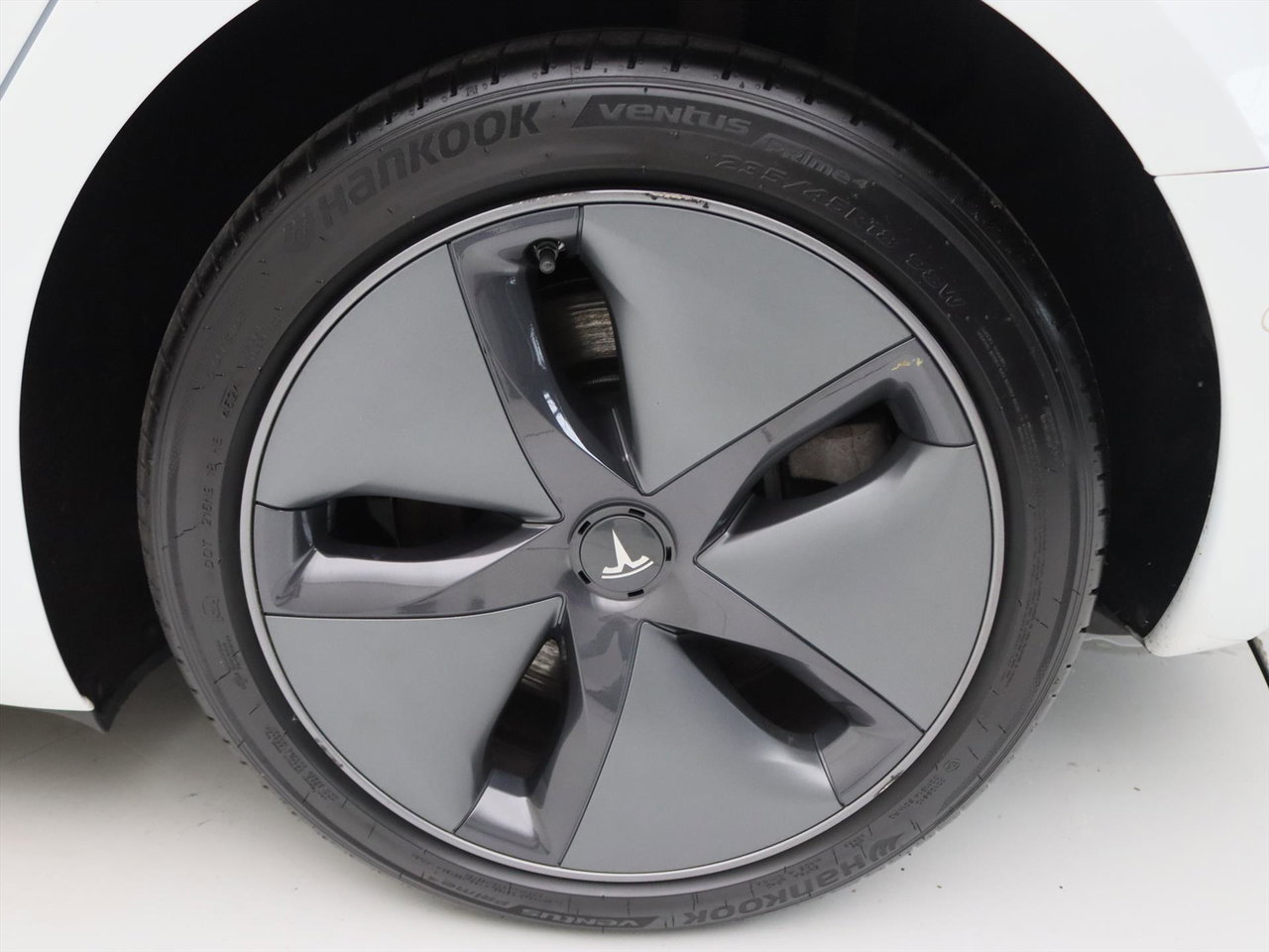 Tesla Model 3 Long-Range AWD 351pk 75 kWh [ AUTOPILOT+620KM WLTP+PREMIUM AUDIO ] 12
