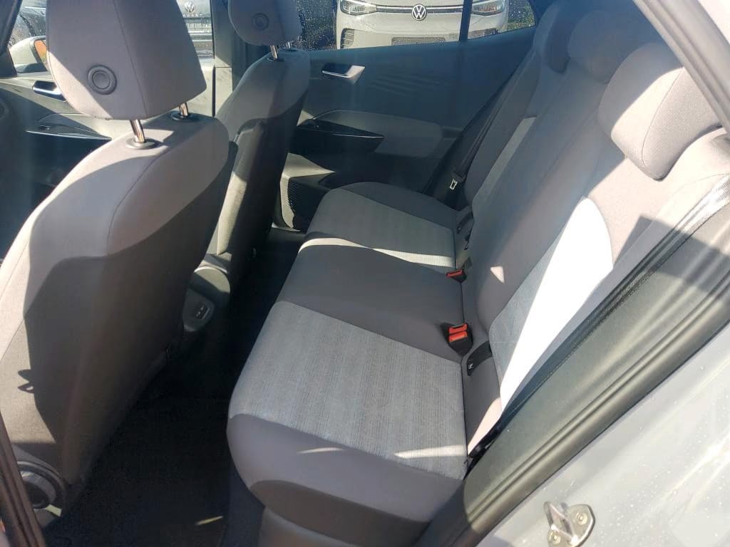 Volkswagen ID.3 2022 6
