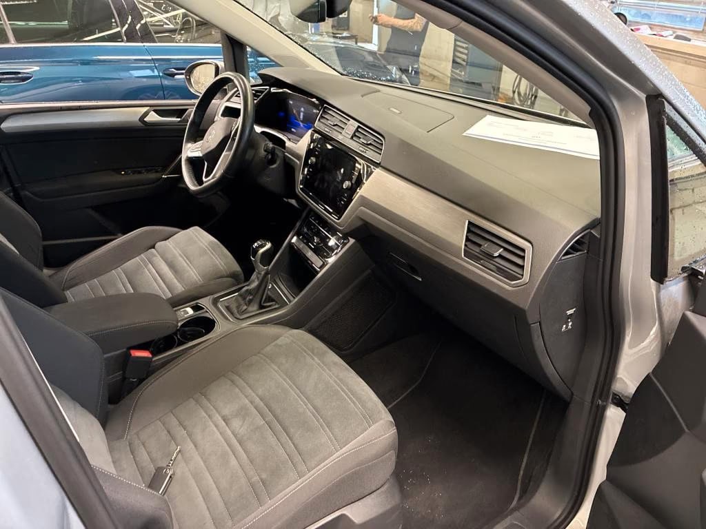 Volkswagen Touran 1.5 2023 6