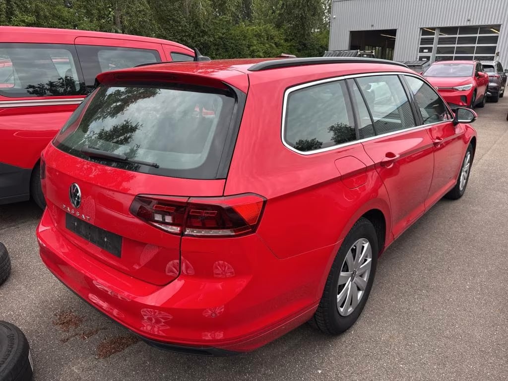 Volkswagen Passat Variant 2.0 2024 4