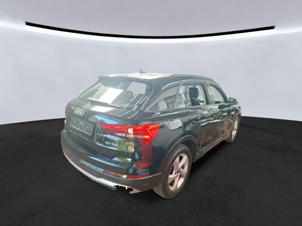 Audi Q3 2.0 2022 4