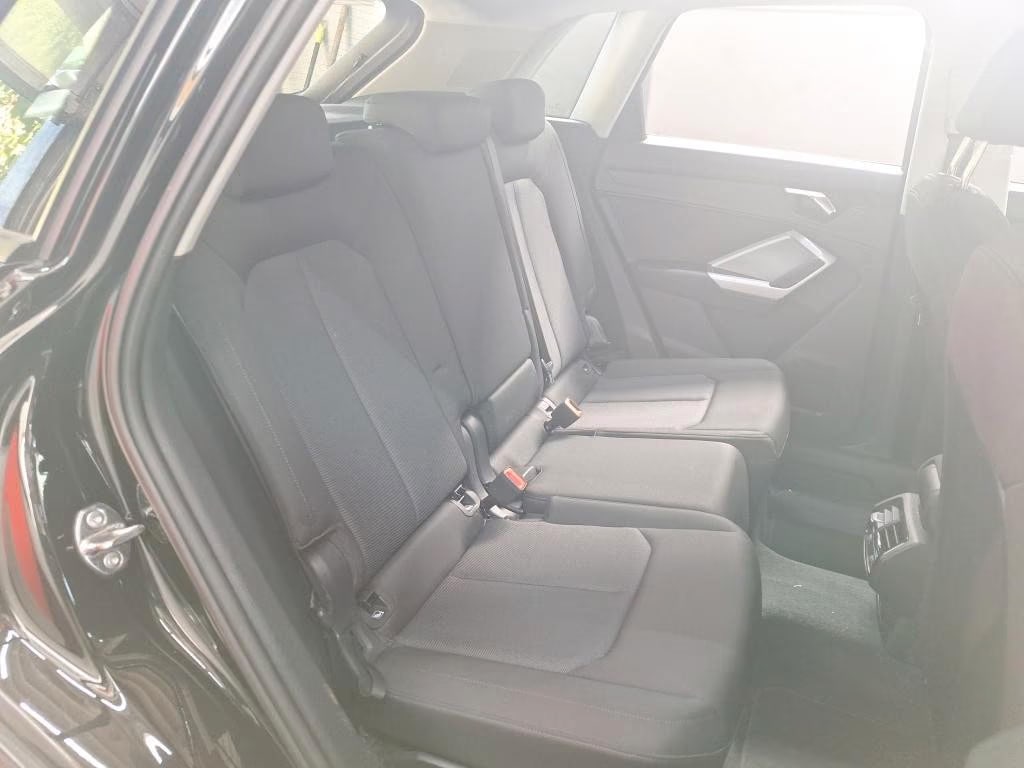 Audi Q3 2.0 2022 6