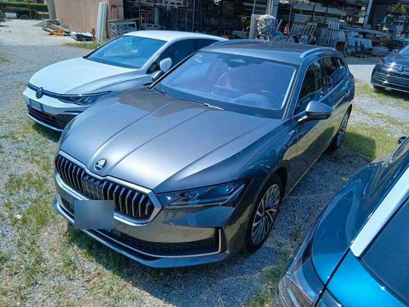 Skoda Superb 2.0 2024