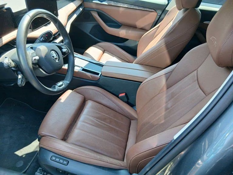 Skoda Superb 2.0 2024 7