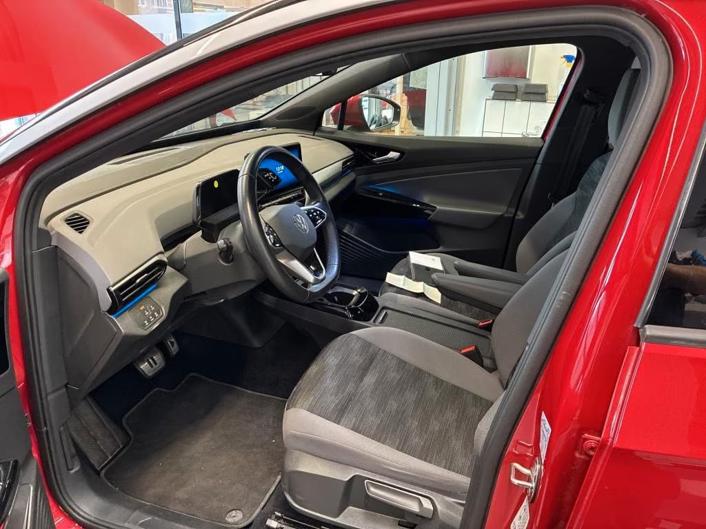 Volkswagen ID.4 2023 5