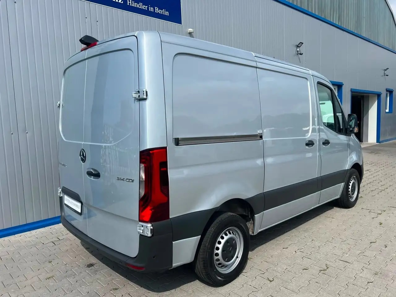 Mercedes-Benz Sprinter 314 AUTOMATIK NAVI TOTWINKEL KAMERA LED 9