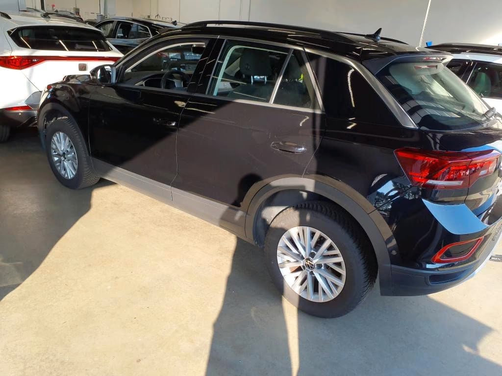 Volkswagen T-Roc 1.5 2025 3