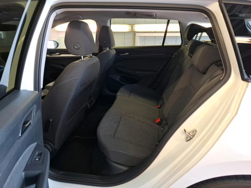 Volkswagen Golf 1.5 2024 6