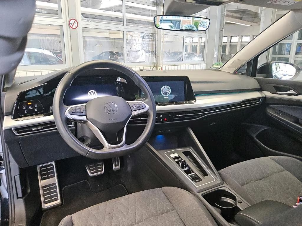 Volkswagen Golf 1.0 2023 5