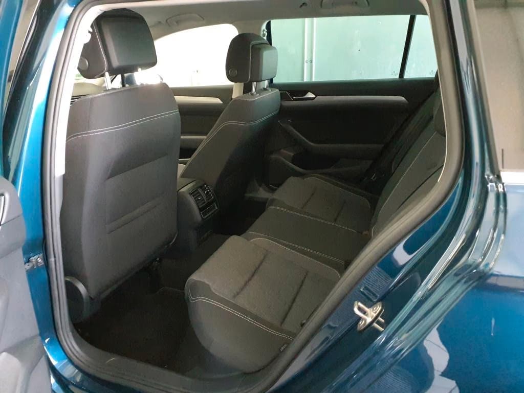 Volkswagen Passat Variant 2.0 2023 6