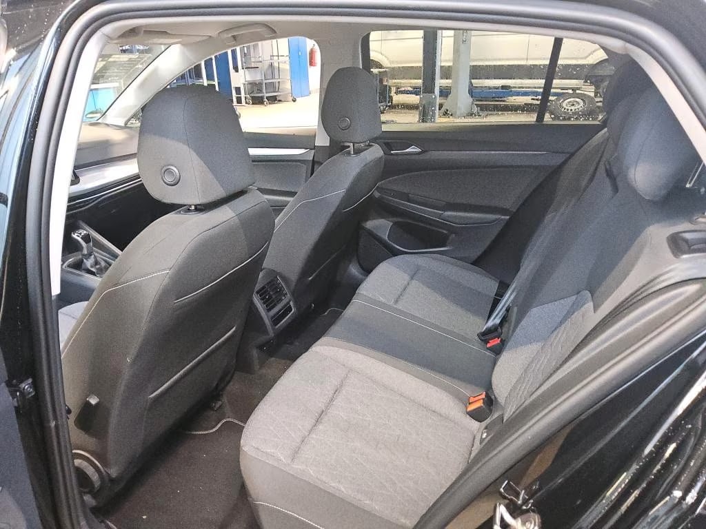 Volkswagen Golf 1.5 2024 8