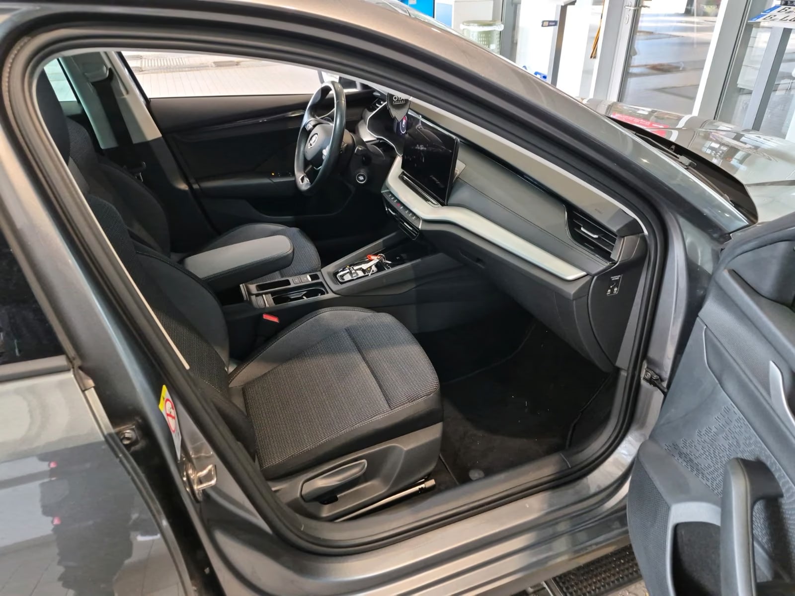 Skoda Octavia 2.0 2024 5