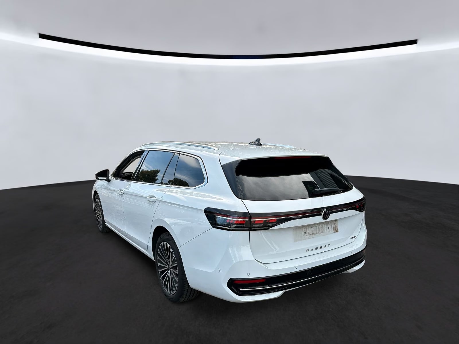 Volkswagen Passat Variant 2.0 2025 3