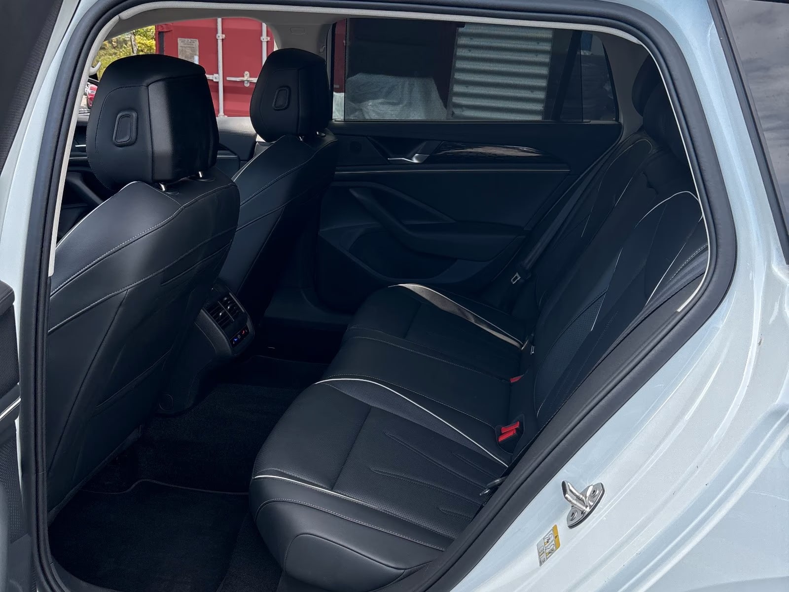 Volkswagen Passat Variant 2.0 2025 6