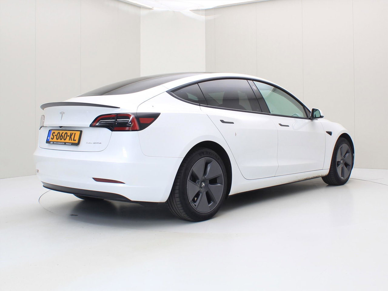 Tesla Model 3 Long-Range AWD 351pk 75 kWh 93.9% SoH UPGRADE [ FSD+RYZEN+WARMTEPOMP+PREMIUM AUDIO ] 3
