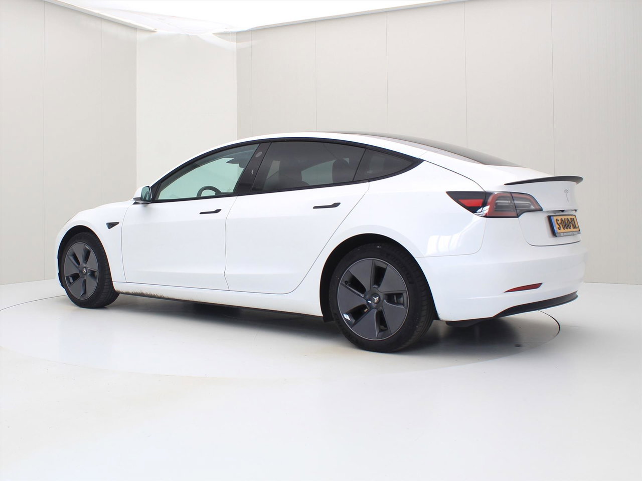 Tesla Model 3 Long-Range AWD 351pk 75 kWh 93.9% SoH UPGRADE [ FSD+RYZEN+WARMTEPOMP+PREMIUM AUDIO ] 4