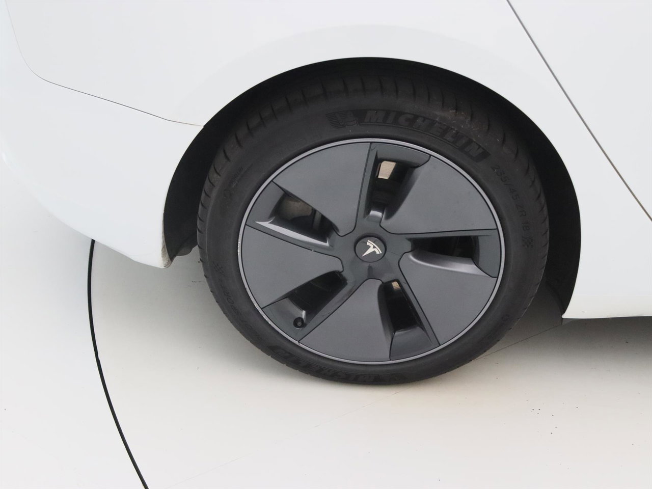 Tesla Model 3 Long-Range AWD 351pk 75 kWh 93.9% SoH UPGRADE [ FSD+RYZEN+WARMTEPOMP+PREMIUM AUDIO ] 9