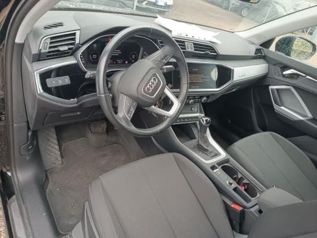 Audi Q3 2.0 2023 5