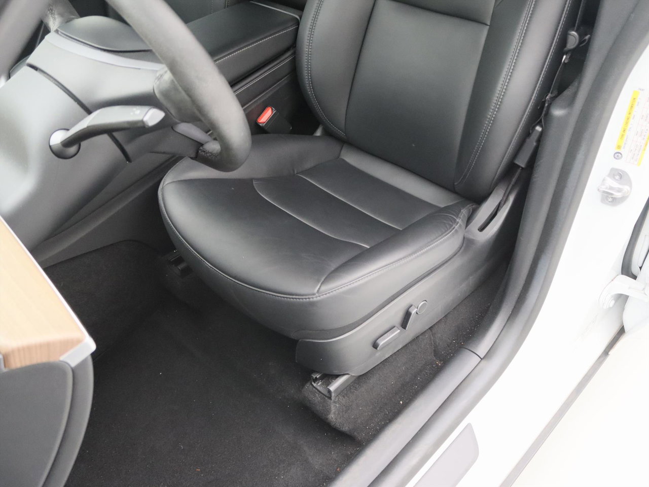 Tesla Model Y Long Range AWD 75kWh 351pk SoH AMD RYZEN [ TREKHAAK+AUTOPILOT+20 INCH+PREMIUM AUDIO ] 26