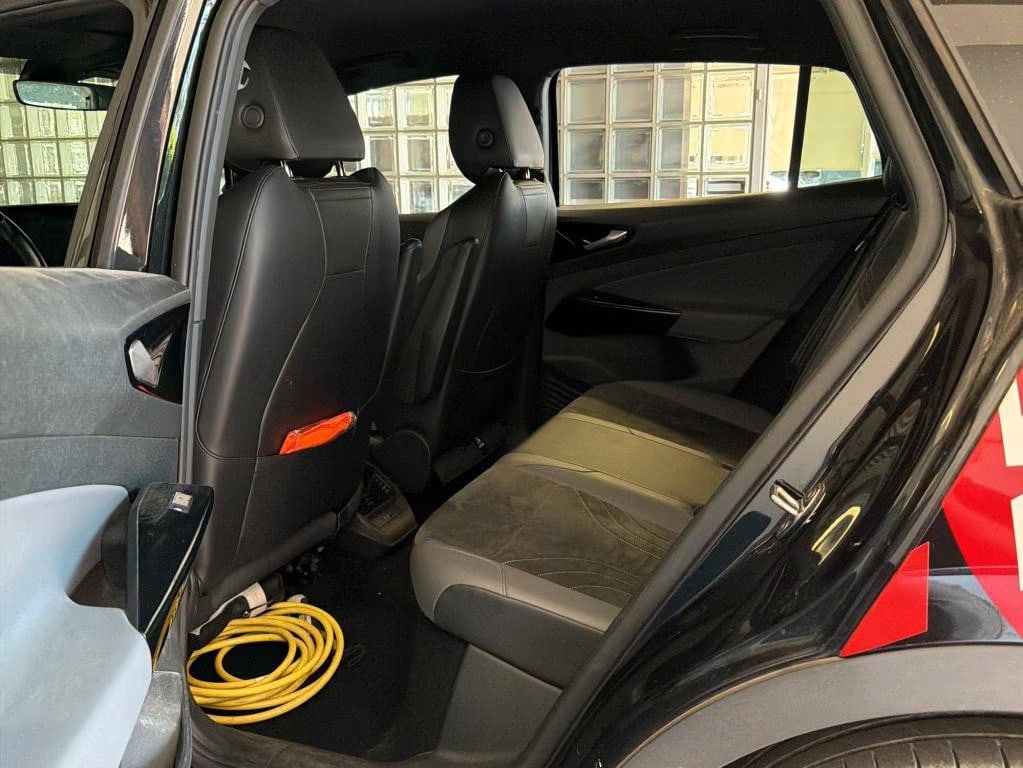 Volkswagen ID.4 2022 7