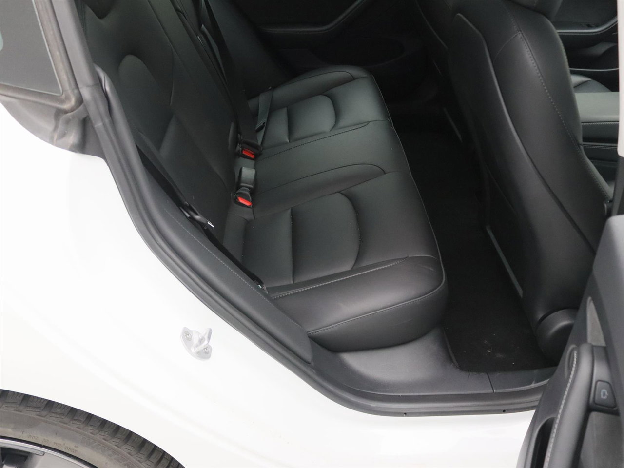 Tesla Model 3 Long-Range AWD 351pk 75 kWh UPGRADE 94,4% SoH [ WARMTEPOMP+AUTOPILOT+620KM WLTP+PREMIUM AUDIO ] 14