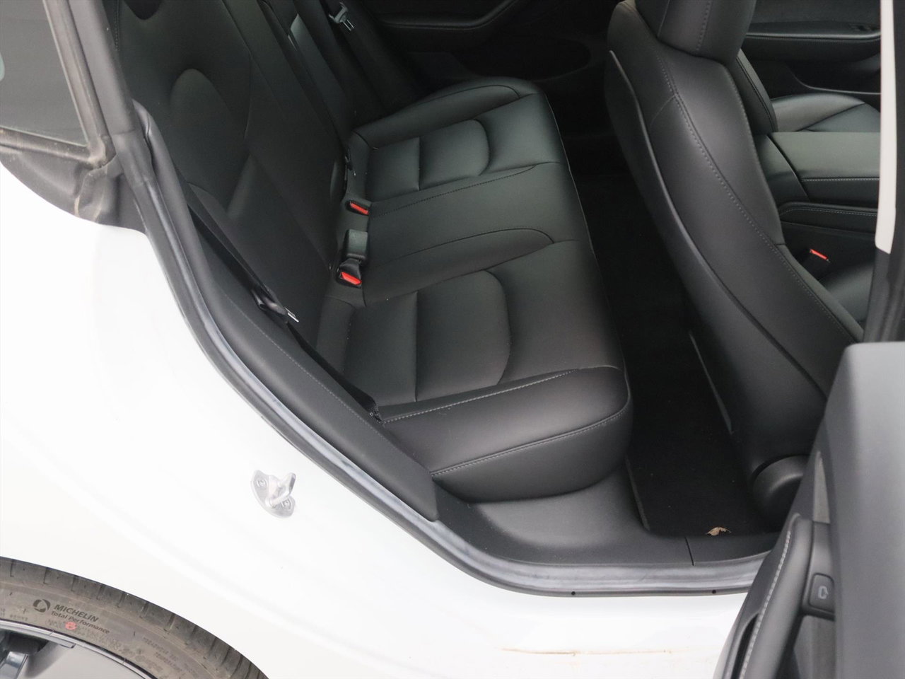 Tesla Model 3 Long-Range AWD 351pk 75 kWh 92.4% SoH UPGRADE [ AMD RYZEN+WARMTEPOMP+AUTOPILOT ] 16