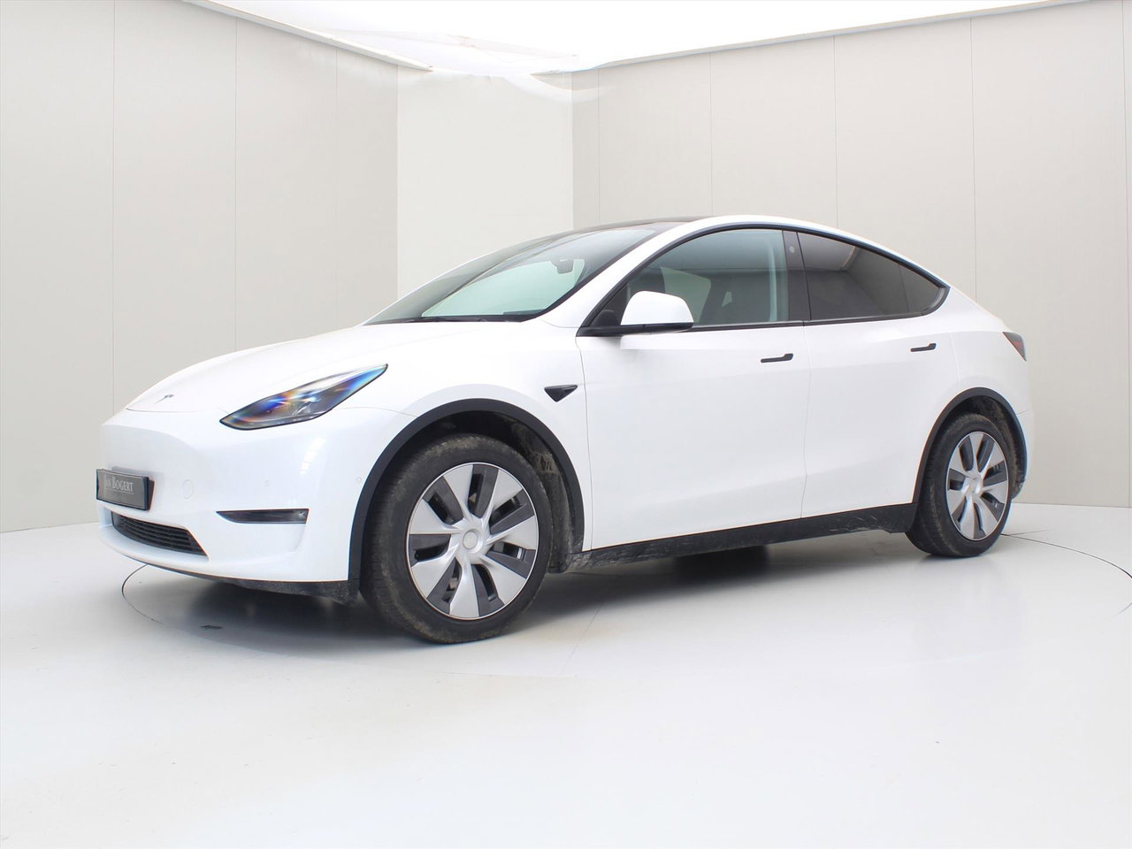 Tesla Model Y Long Range AWD 75kWh 351pk AMD RYZEN 92.5 % Soh [ TREKHAAK+AUTOPILOT+19 INCH+PREMIUM AUDIO ] 9